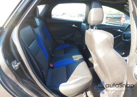 2016 Ford Focus St from USA, damaged, VIN 1FADP3L97GL261777